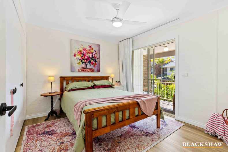 3/2 Lisa Place Sunshine Bay