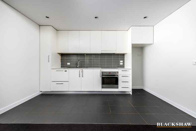 16/116 Easty Street Phillip