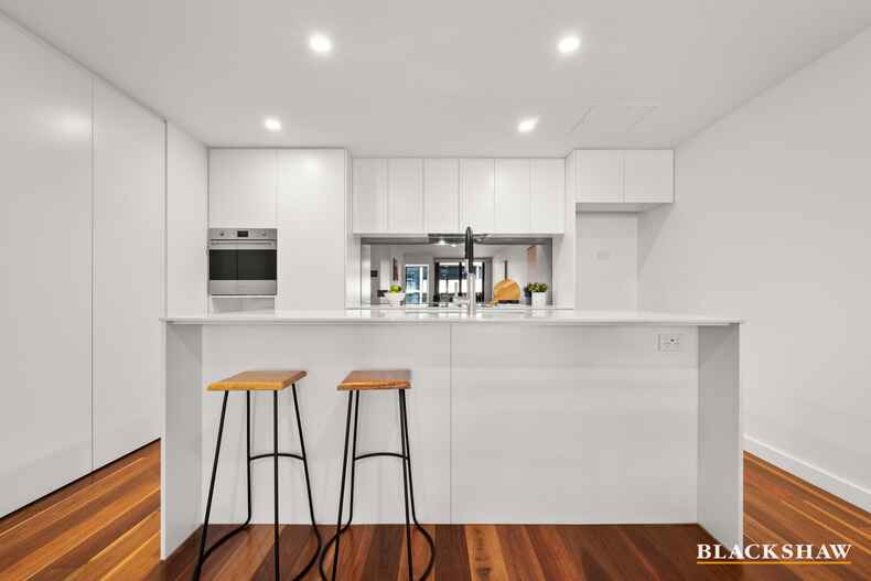 434/2 Anzac Park Campbell