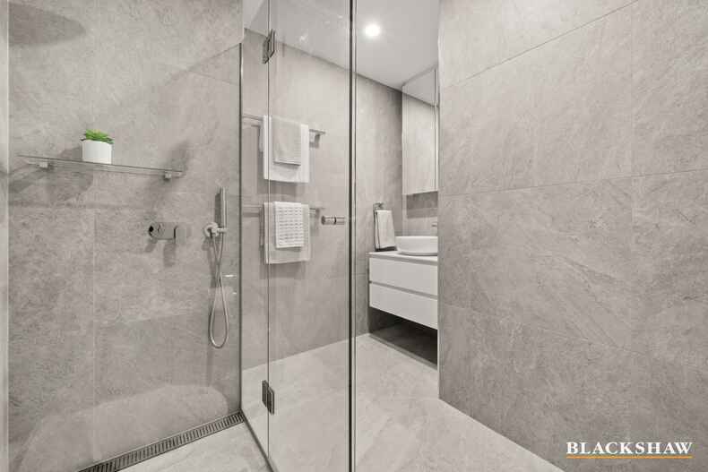 434/2 Anzac Park Campbell