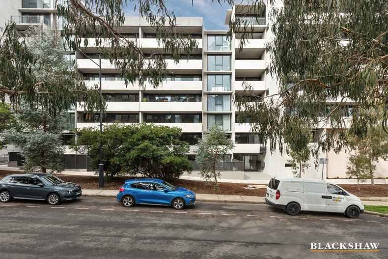 434/2 Anzac Park Campbell