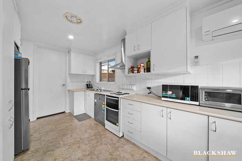 4 Bennelong Crescent Macquarie