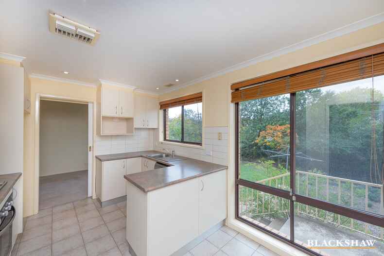 71 Holden Crescent Wanniassa 71 Holden Crescent Wanniassa