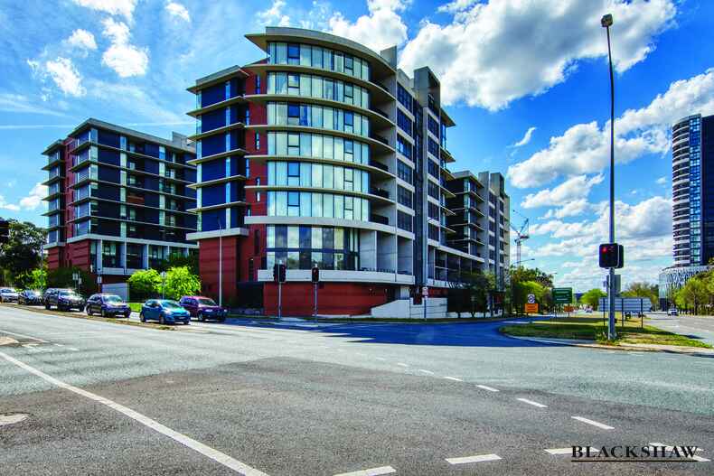 31/97 Eastern Valley Way Belconnen