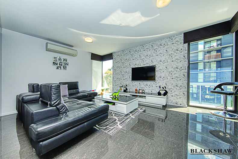 31/97 Eastern Valley Way Belconnen