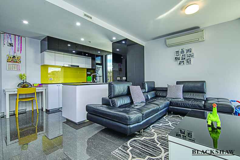 31/97 Eastern Valley Way Belconnen