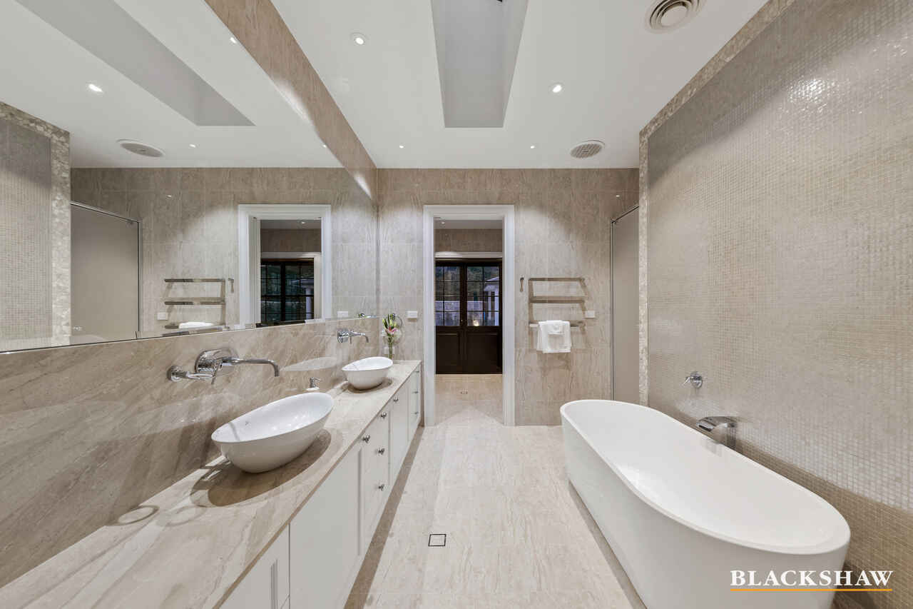 52 Mugga Way Red Hill