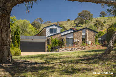 19 Nicklin Crescent Fadden