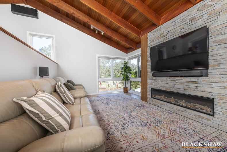 19 Nicklin Crescent Fadden 19 Nicklin Crescent Fadden