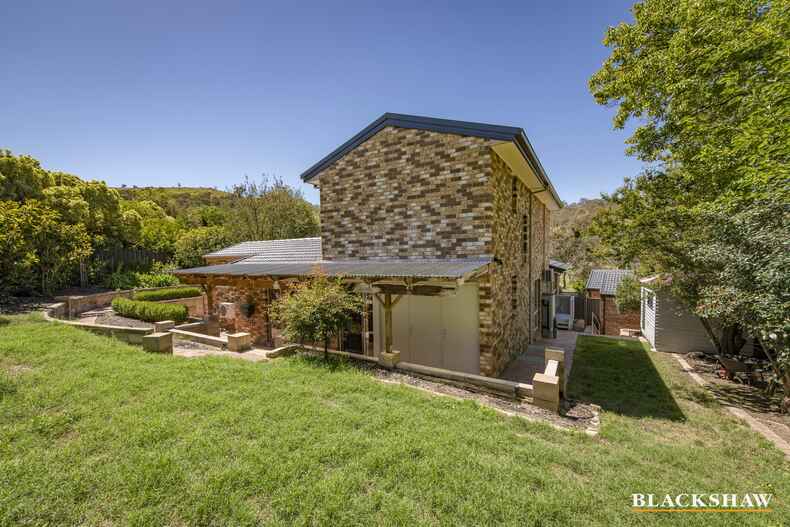 19 Nicklin Crescent Fadden 19 Nicklin Crescent Fadden