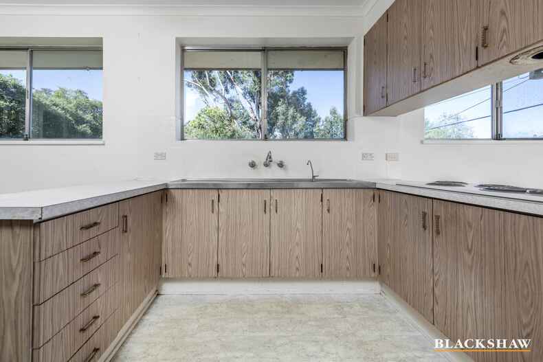 6 Pasco Street Mawson