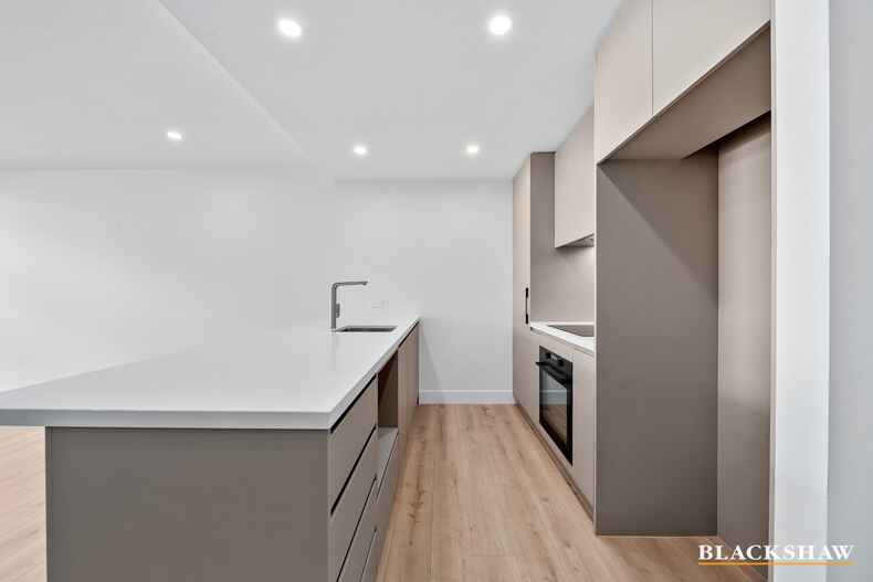 1707/49 Furzer Street Phillip