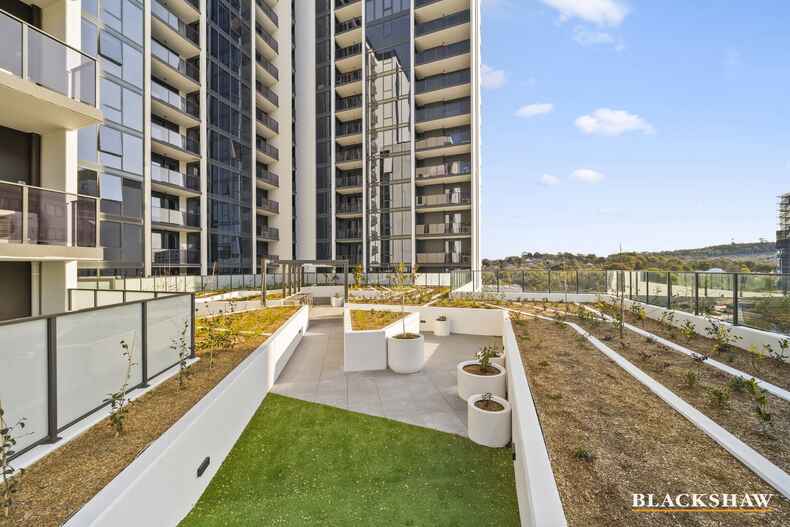 1707/49 Furzer Street Phillip