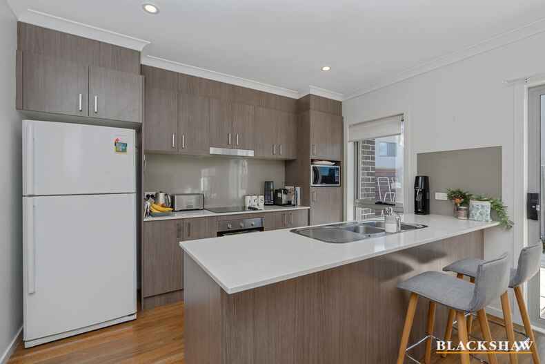 50/41 Philip Hodgins Street Wright 50/41 Philip Hodgins Street Wright