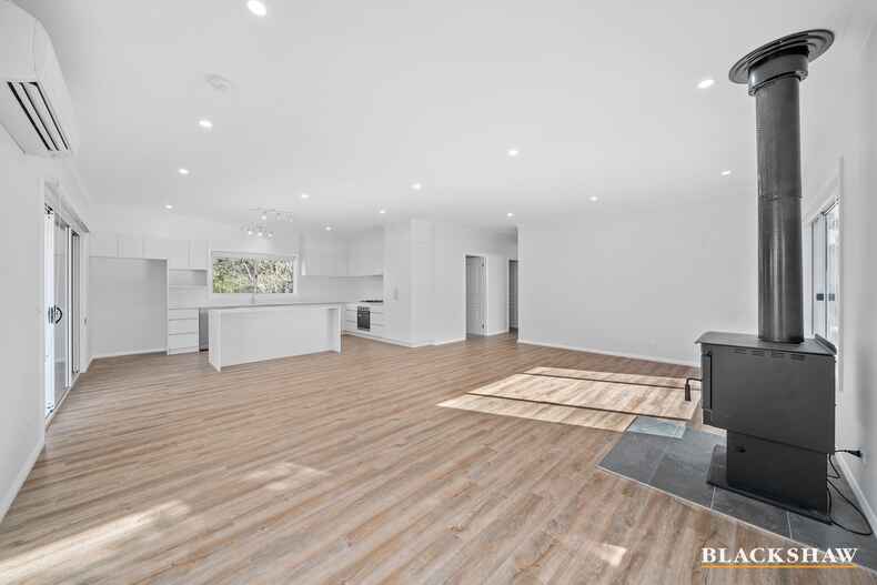 27 Derrima Road Queanbeyan