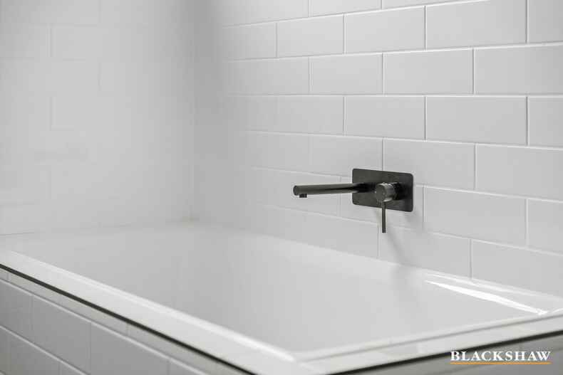 27 Derrima Road Queanbeyan