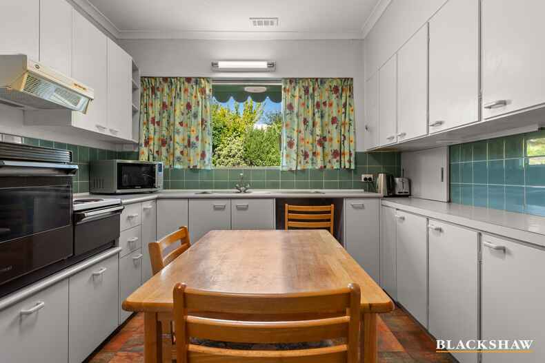 56 Golden Grove Red Hill