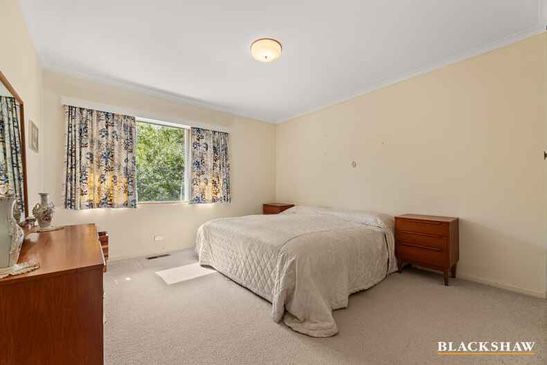 56 Golden Grove Red Hill