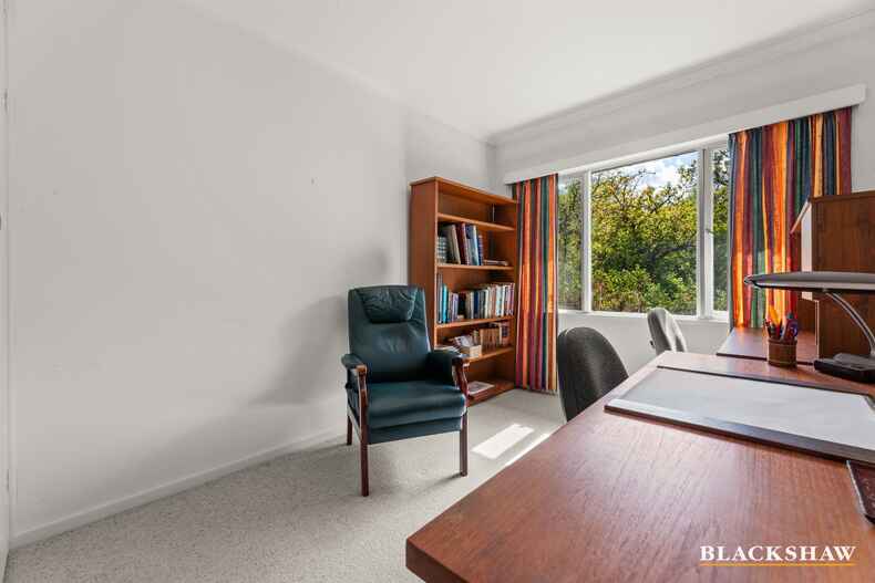 56 Golden Grove Red Hill