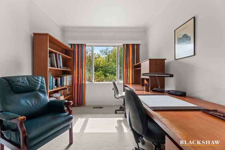 56 Golden Grove Red Hill