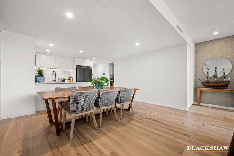 706/4 Anzac Park Campbell 706/4 Anzac Park Campbell