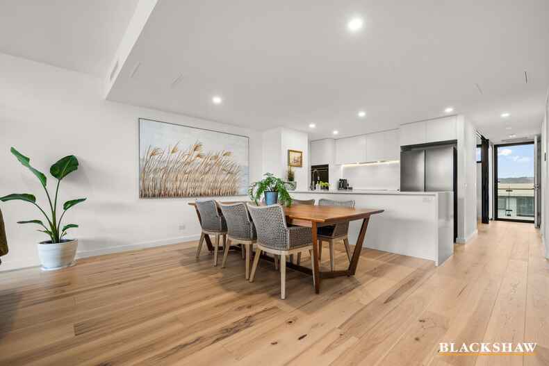 706/4 Anzac Park Campbell 706/4 Anzac Park Campbell