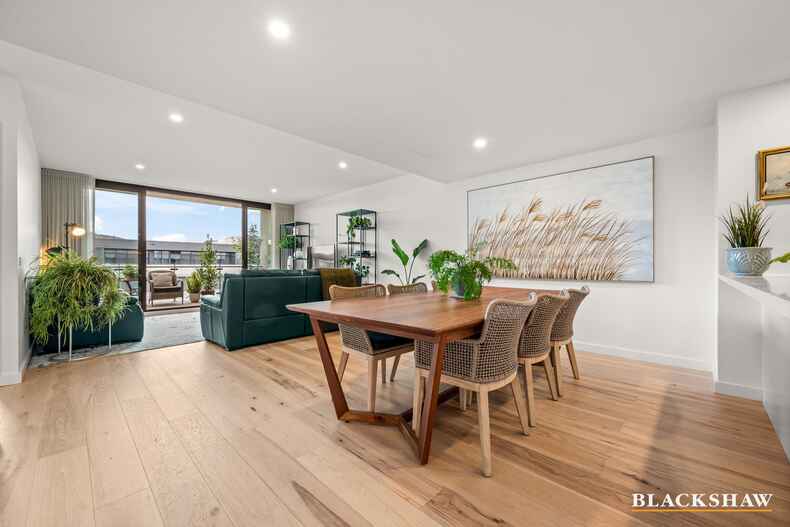 706/4 Anzac Park Campbell 706/4 Anzac Park Campbell