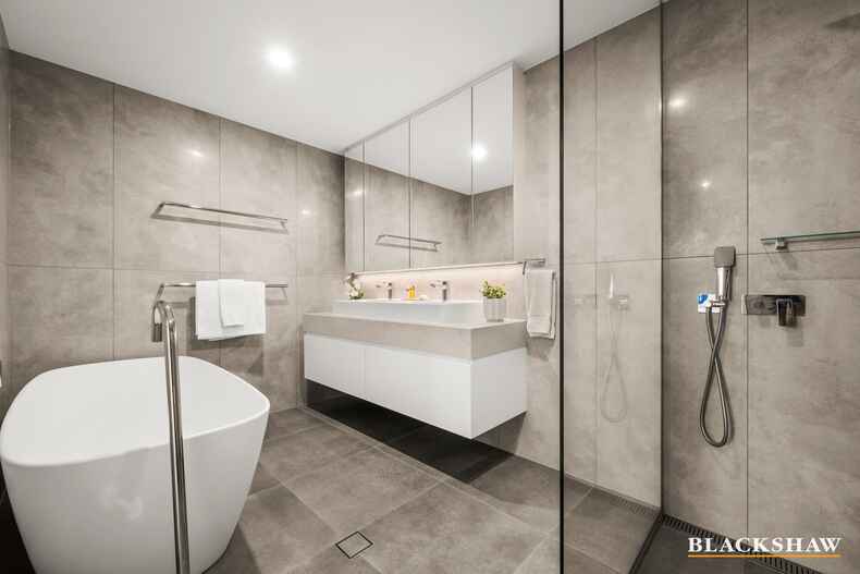 706/4 Anzac Park Campbell 706/4 Anzac Park Campbell