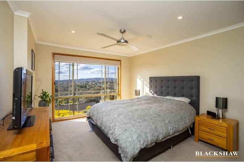 9/7 Purnell Place Calwell