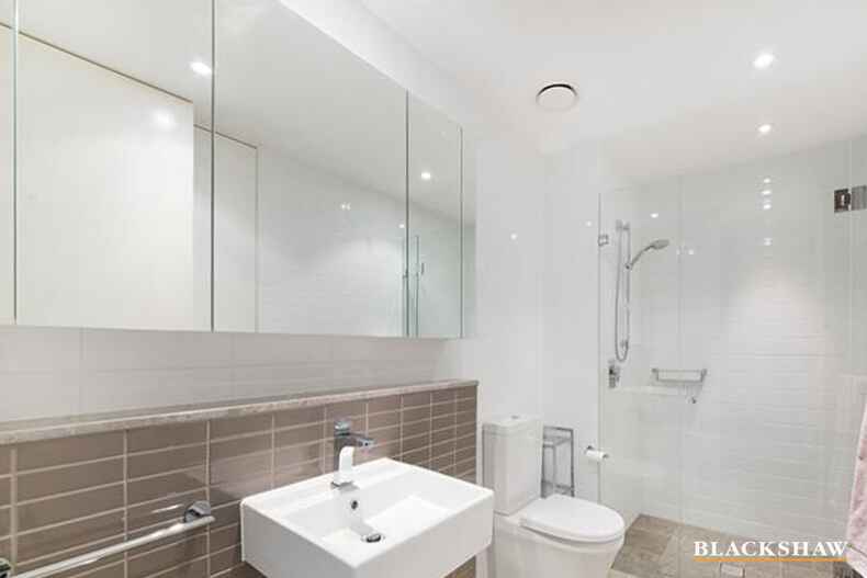 27/20 Eyre Street Kingston 27/20 Eyre Street Kingston