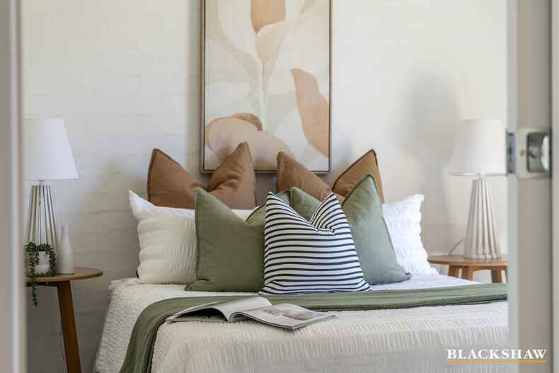 6 Rolland Place Flynn 6 Rolland Place Flynn