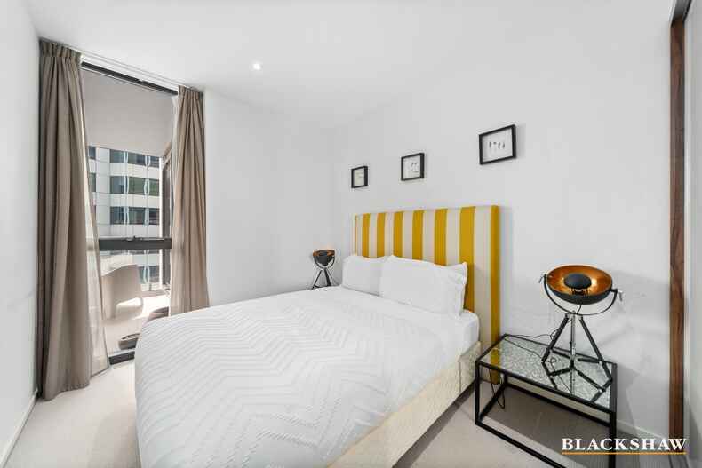 1003/240 Bunda Street City