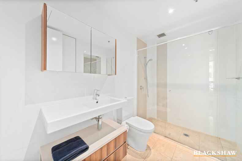 1003/240 Bunda Street City