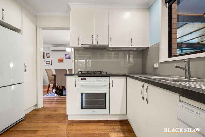 51 Sidaway Street Chapman 51 Sidaway Street Chapman