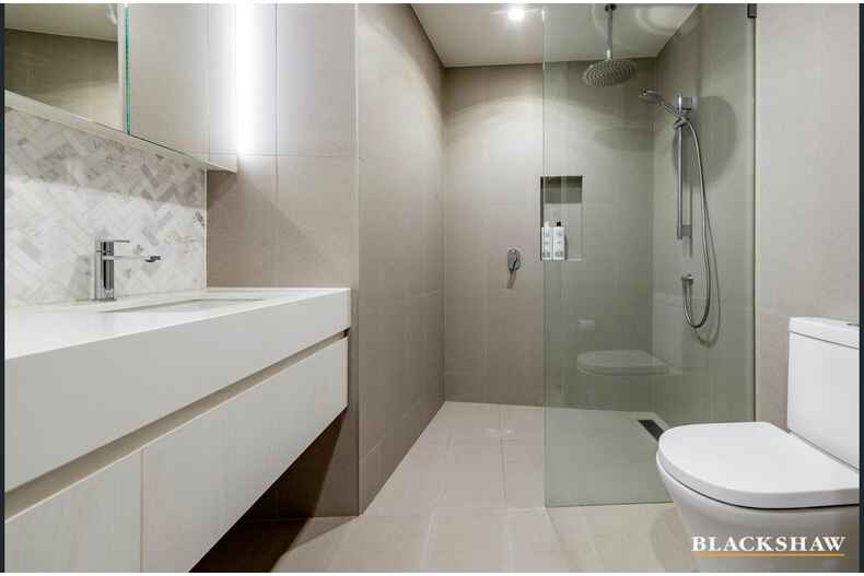 73/7 State Circle Forrest