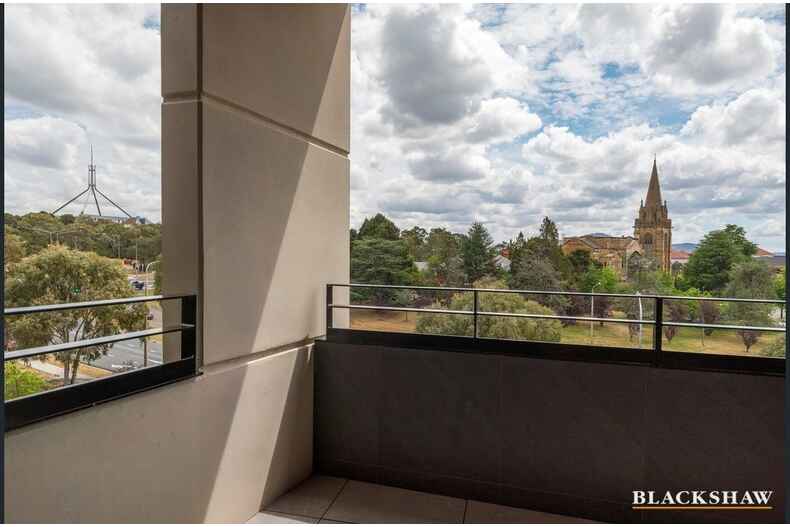 73/7 State Circle Forrest