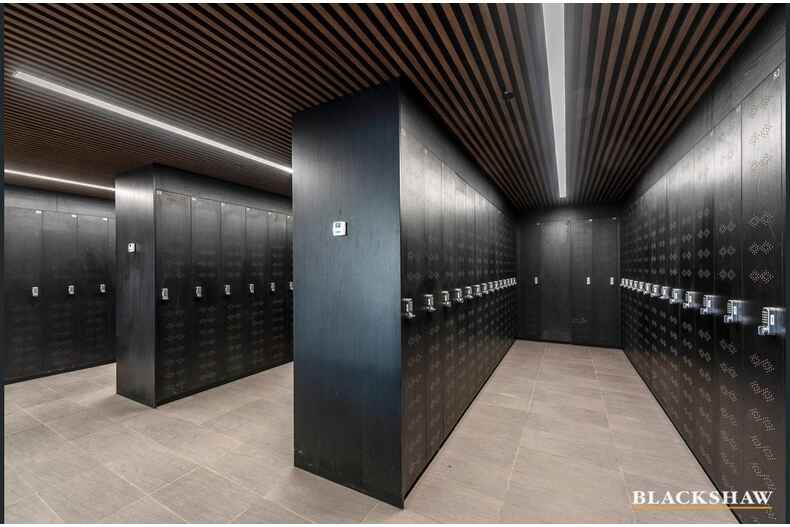 73/7 State Circle Forrest