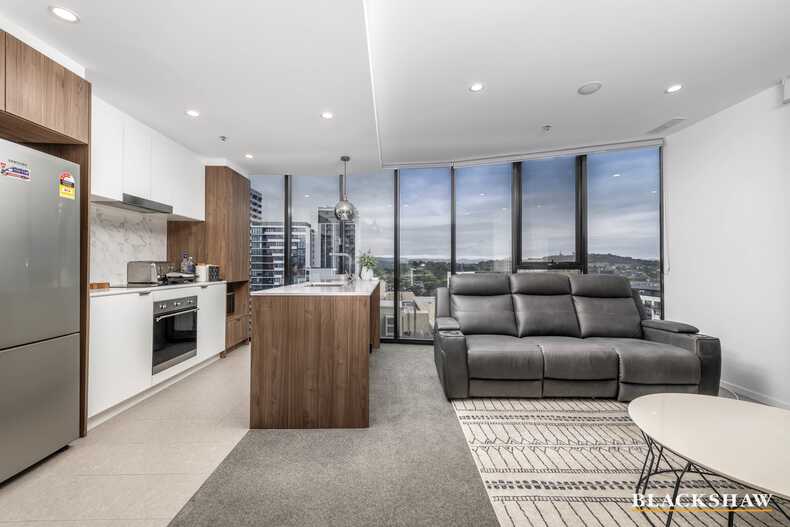 1517/15 Bowes Street Phillip