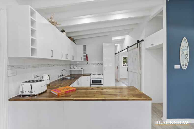 6 High View Avenue Surf Beach