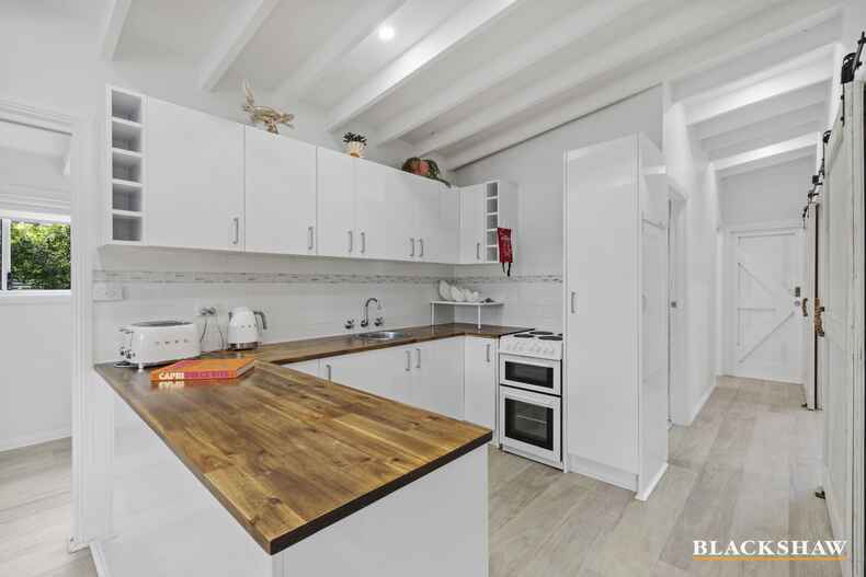 6 High View Avenue Surf Beach