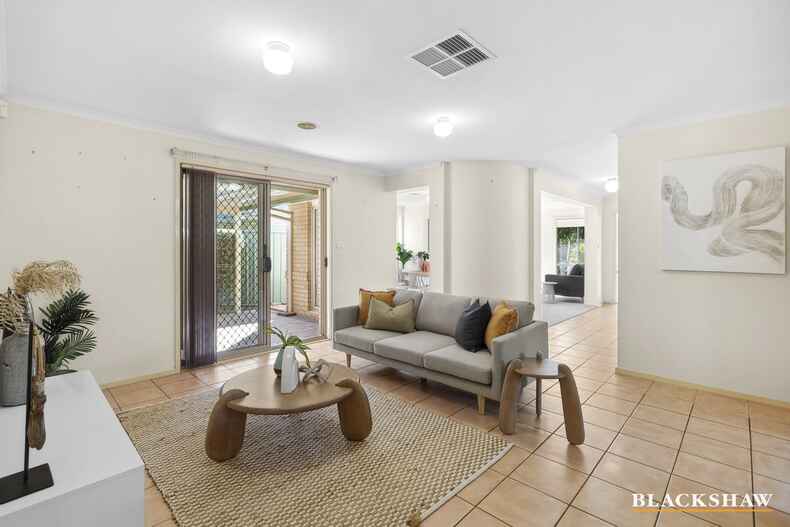 4 Pawsey Circuit Florey 4 Pawsey Circuit Florey