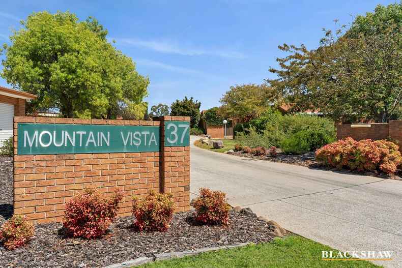 12/37 Derrington Crescent Bonython