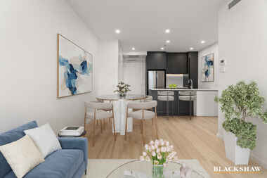 10/7 Light Street Griffith