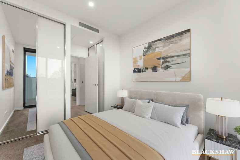 10/7 Light Street Griffith