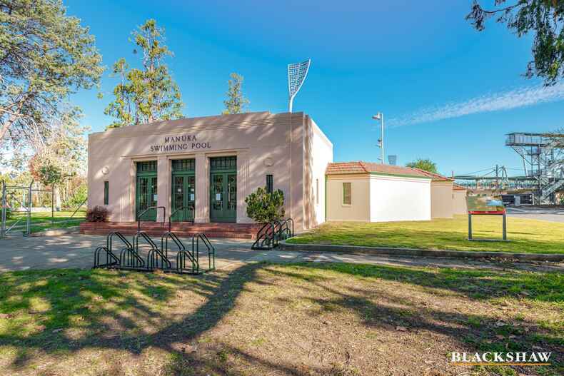 10/7 Light Street Griffith