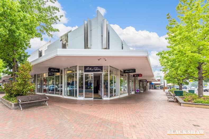 10/7 Light Street Griffith