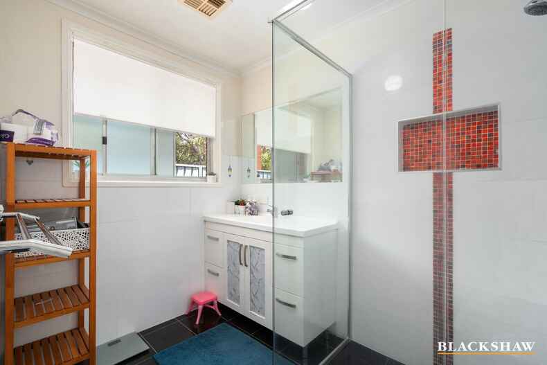 53 Osburn Drive Macgregor