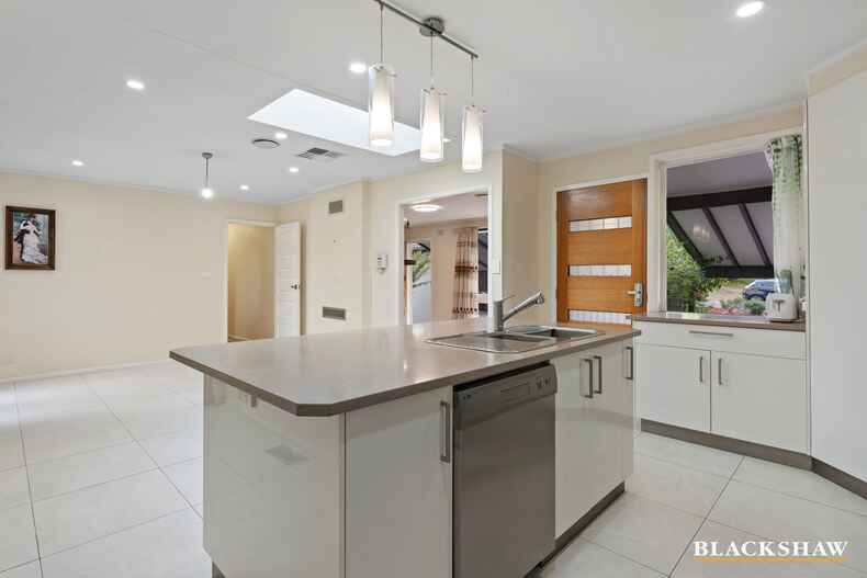 6 Shore Place Weston 6 Shore Place Weston