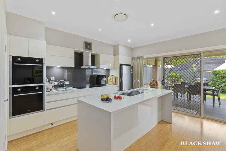 4 Gosse Place Sunshine Bay 4 Gosse Place Sunshine Bay