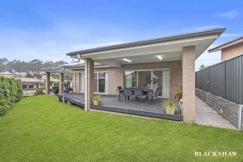 4 Gosse Place Sunshine Bay 4 Gosse Place Sunshine Bay